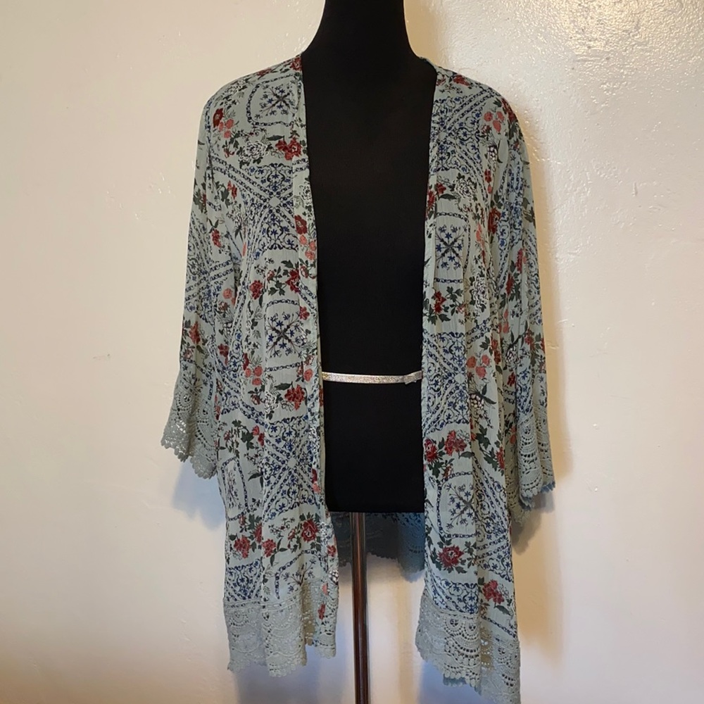 Lace Hem Kimono